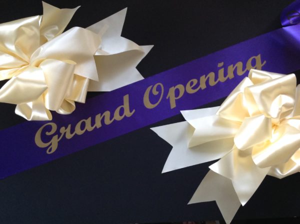 grand opening premade bow